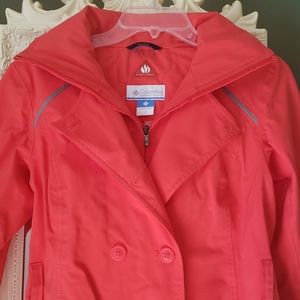 Double button omni-heat Columbia trench